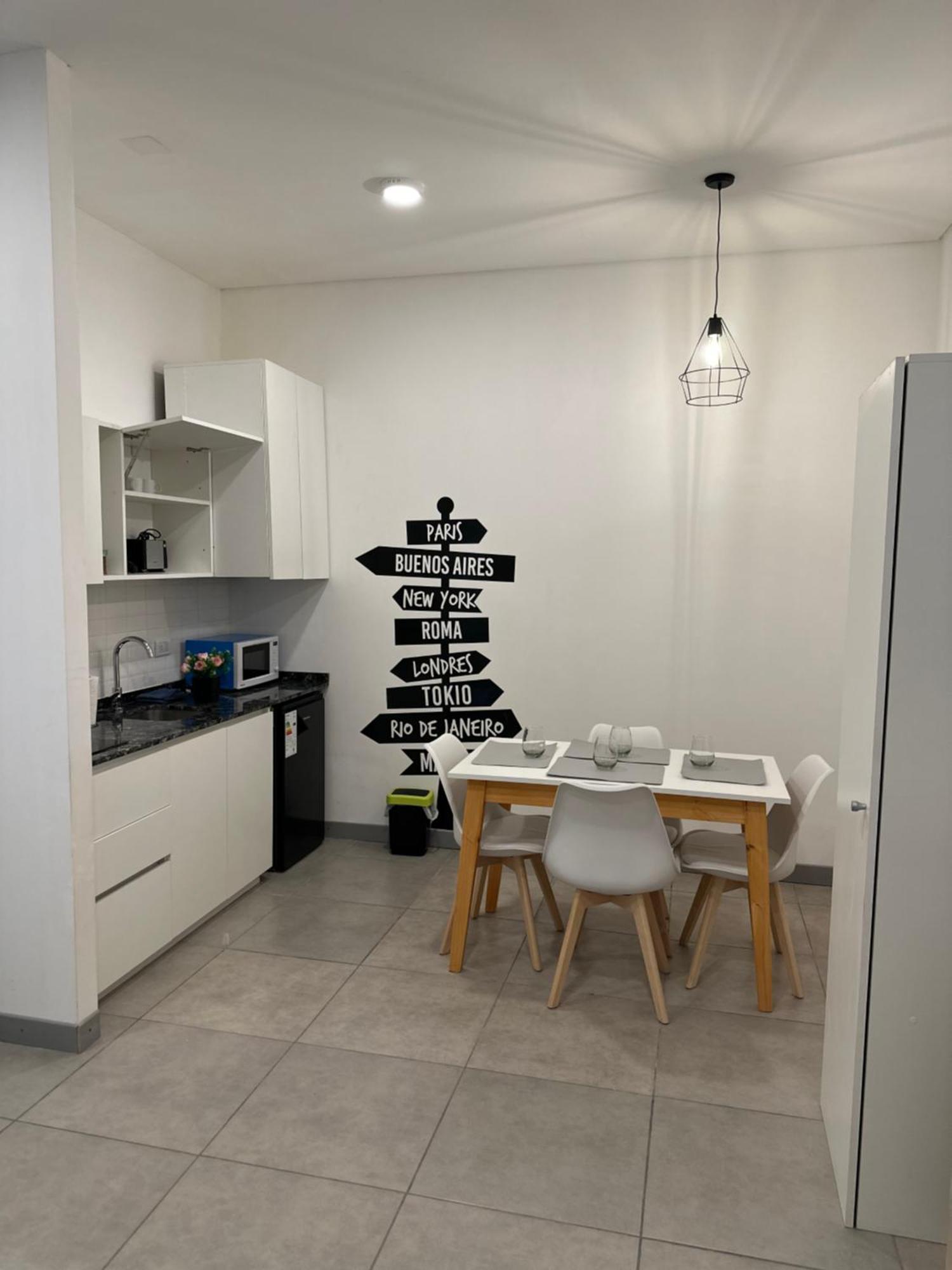 Luxury Apartments Mendoza Esterno foto
